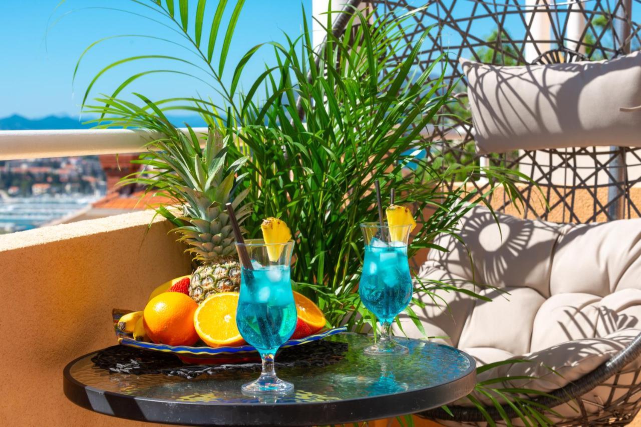 Bluesky Deluxe Apartment Free Parking Дубровник Екстер'єр фото