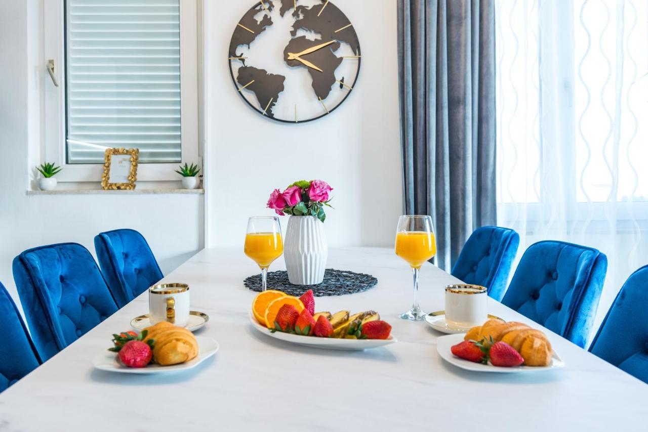 Bluesky Deluxe Apartment Free Parking Дубровник Екстер'єр фото