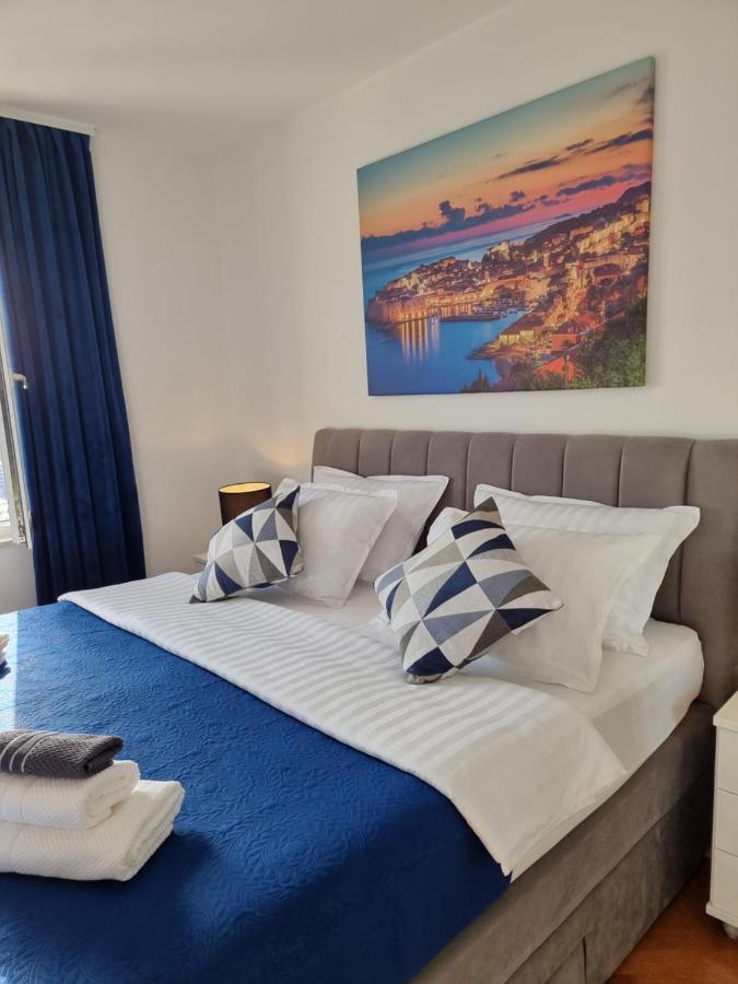 Bluesky Deluxe Apartment Free Parking Дубровник Екстер'єр фото